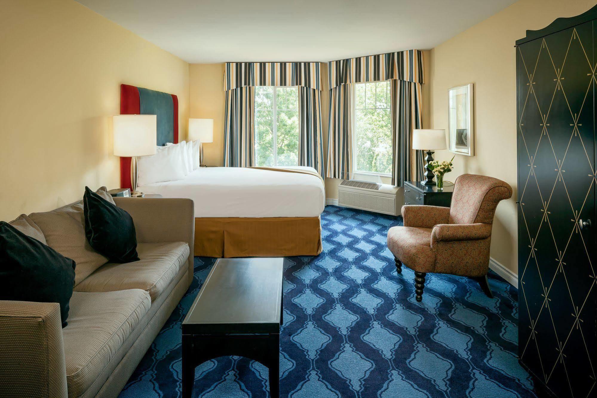 Plaza Inn & Suites At Ashland Creek Eksteriør billede